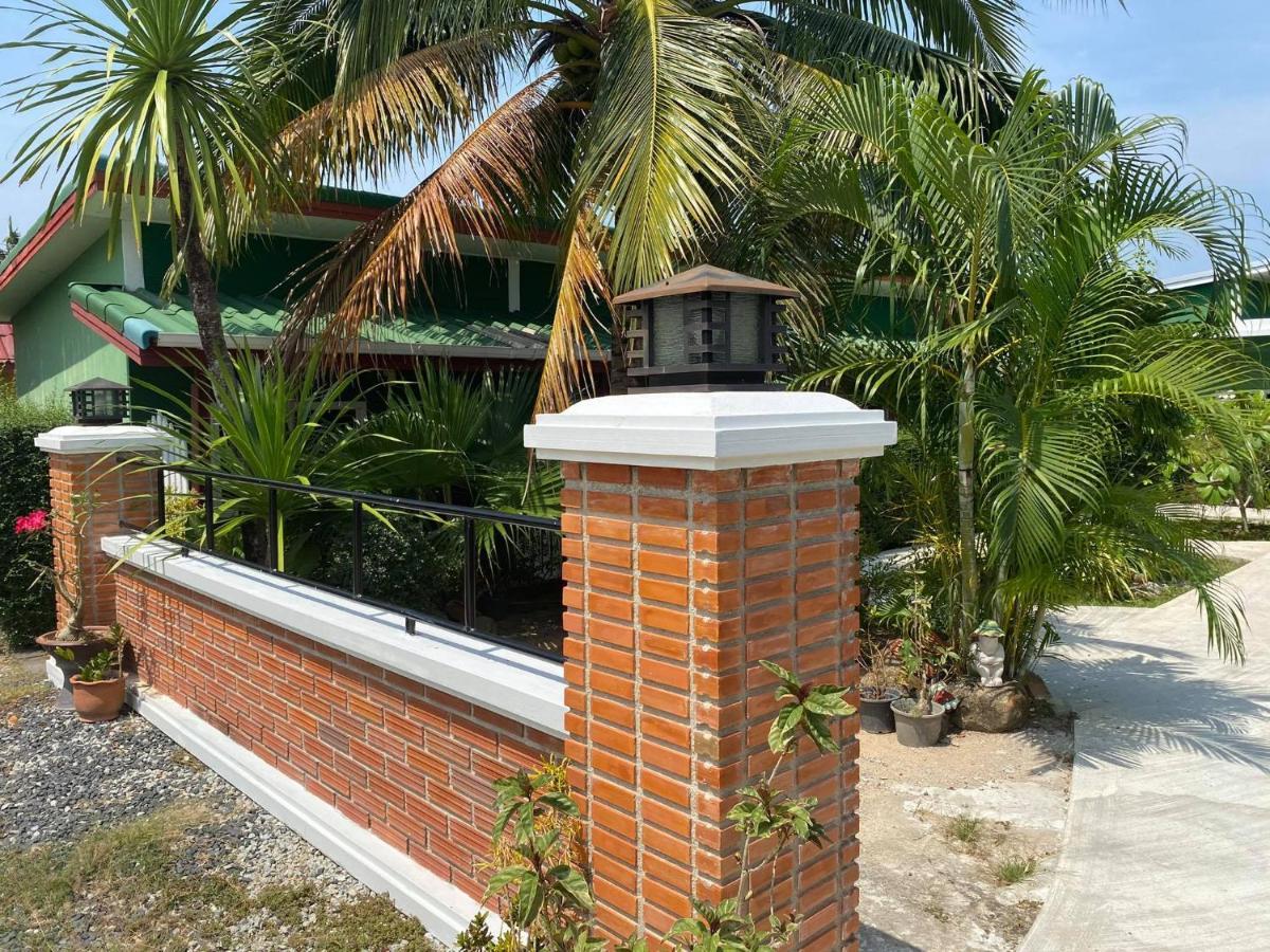 Suntalee House Hotel Nai Yang Beach Kültér fotó