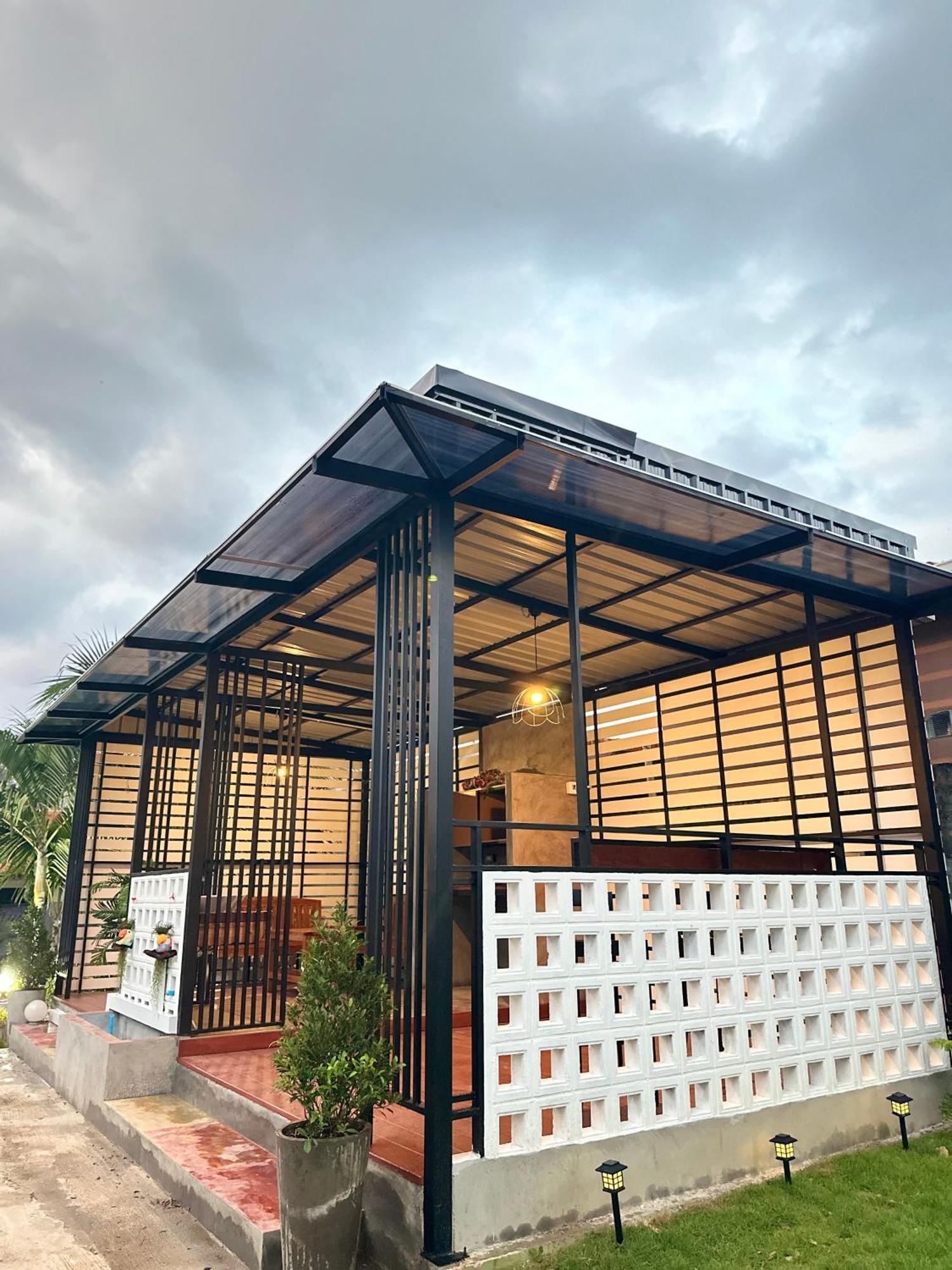 Suntalee House Hotel Nai Yang Beach Kültér fotó