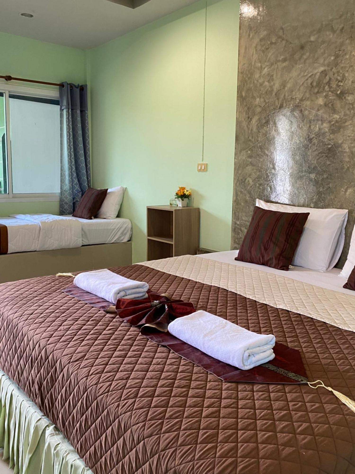 Suntalee House Hotel Nai Yang Beach Kültér fotó