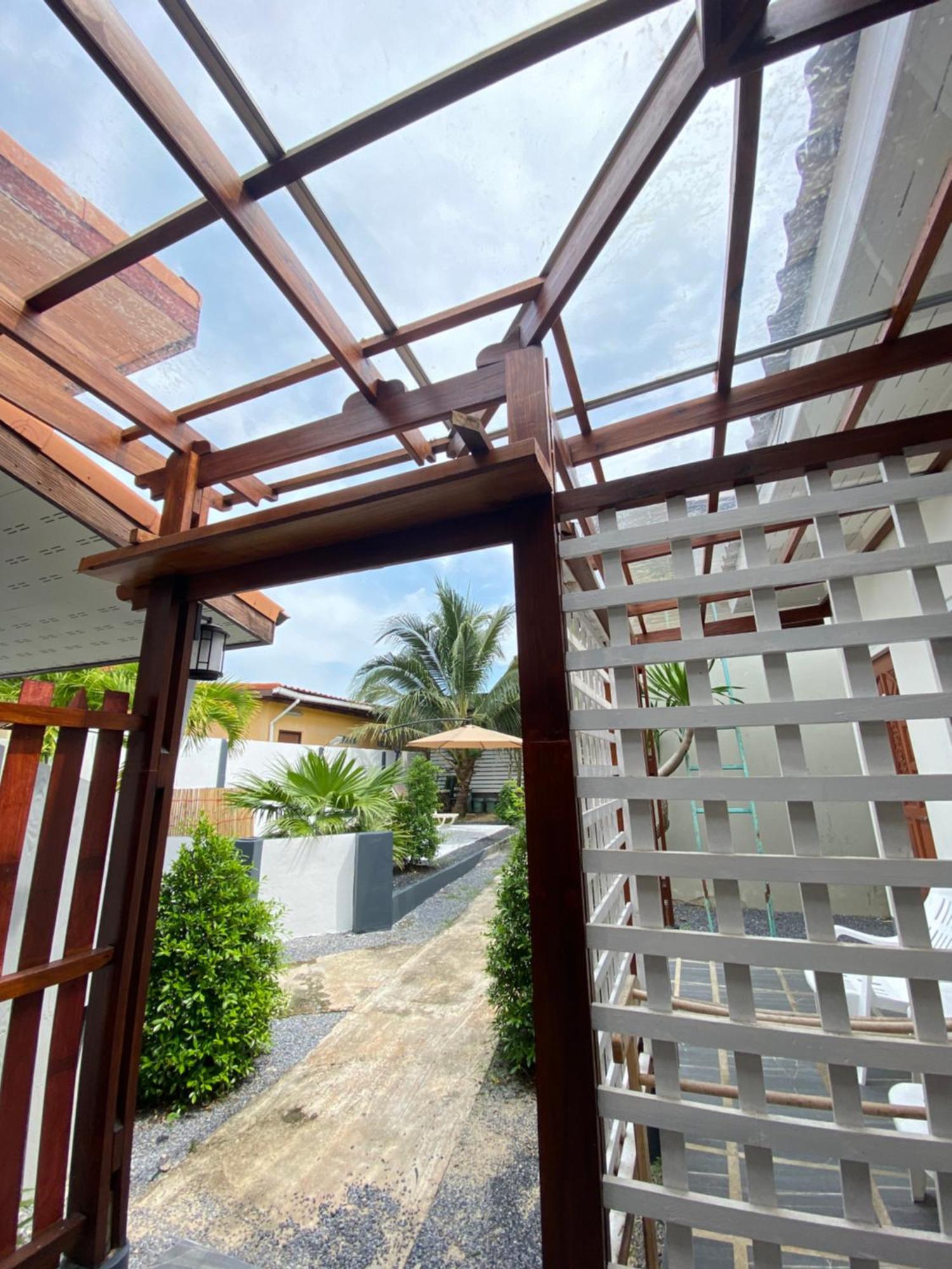 Suntalee House Hotel Nai Yang Beach Kültér fotó